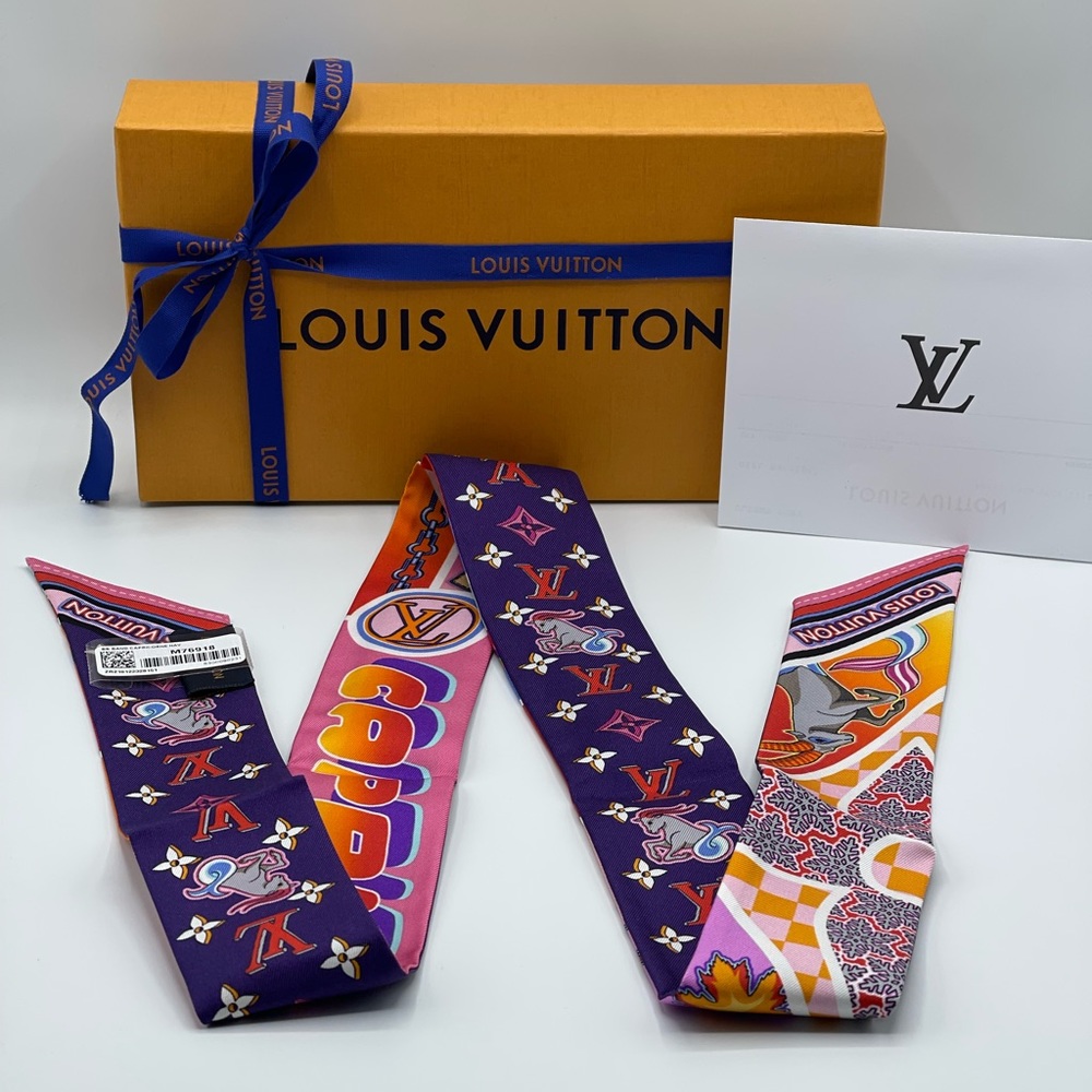 Louis Vuitton Capricorn ♑️ Astro BB Bandeau Neckerchief Twilly Scarf Wrap Rare - Picture 4 of 16